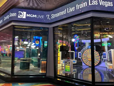 Maxev maxev Live TR lying through my stupid false teeth in Vegas, 4/9-4/13 ...